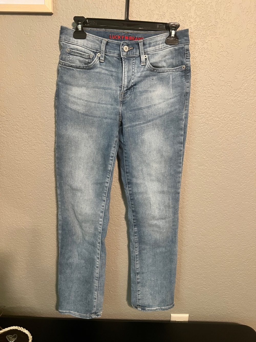 Lucky Brand Light Wash Cropped Slim Jeans